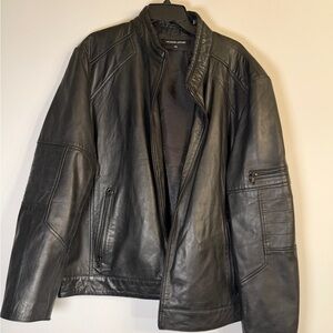 Wilsons Leather Black Men's Leather Bomber Jacket with Zip Pockets